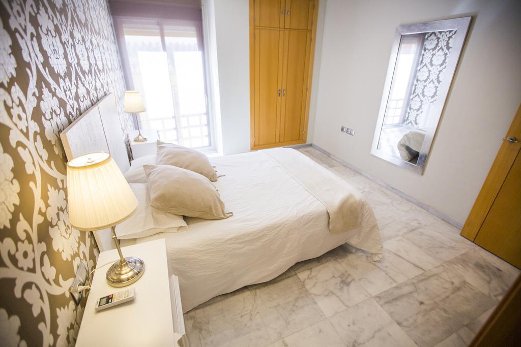 Ab Apartamentos Reding Málaga Exterior foto
